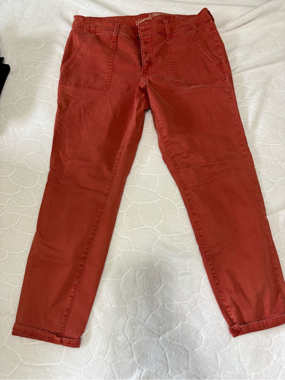 Universal Thread Women’s Straight-Leg Jeans in Rust